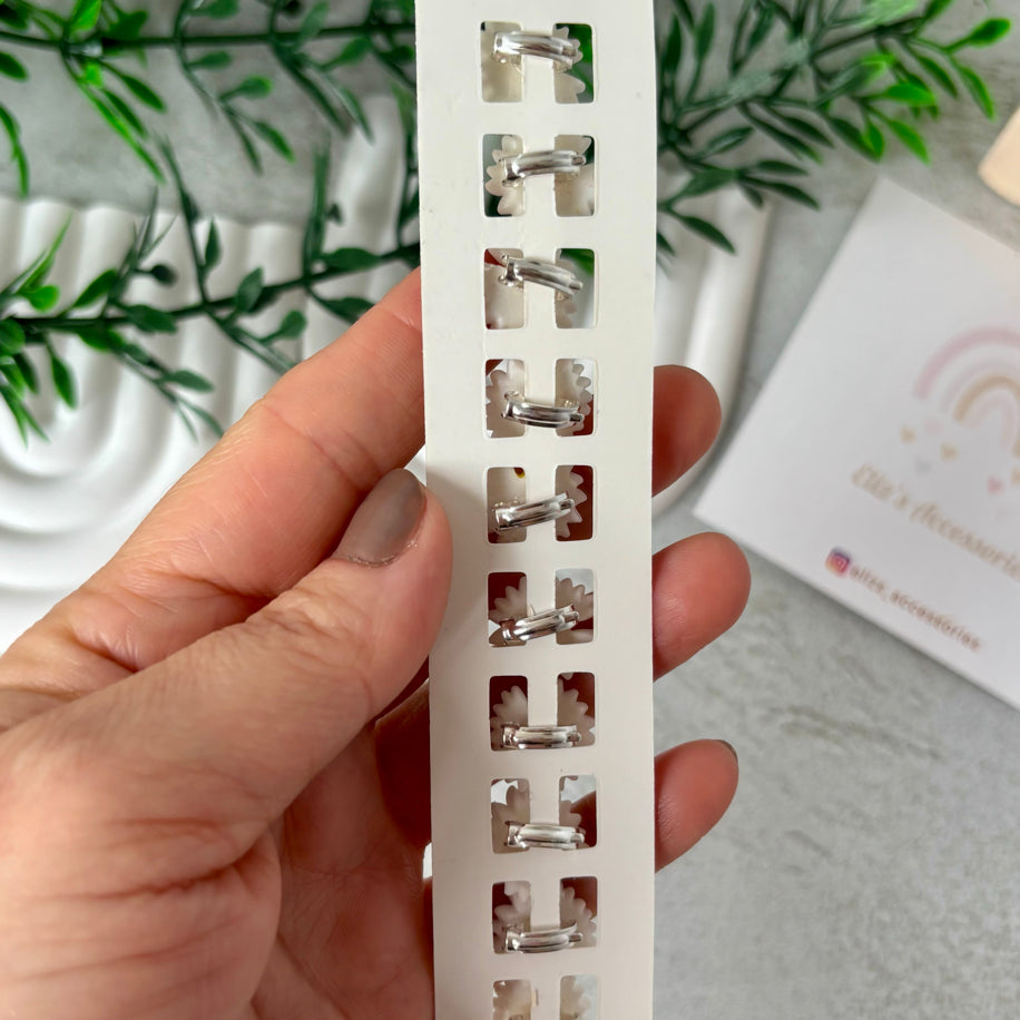 πΈ Elegant Floral Hair Earrings β Lightweight & Stylish Hair Accessories